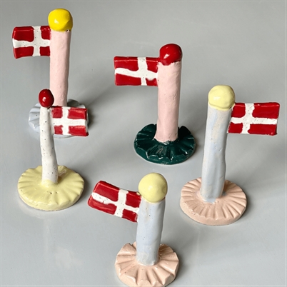 The Clay Play Keramik Små Flag Pastel